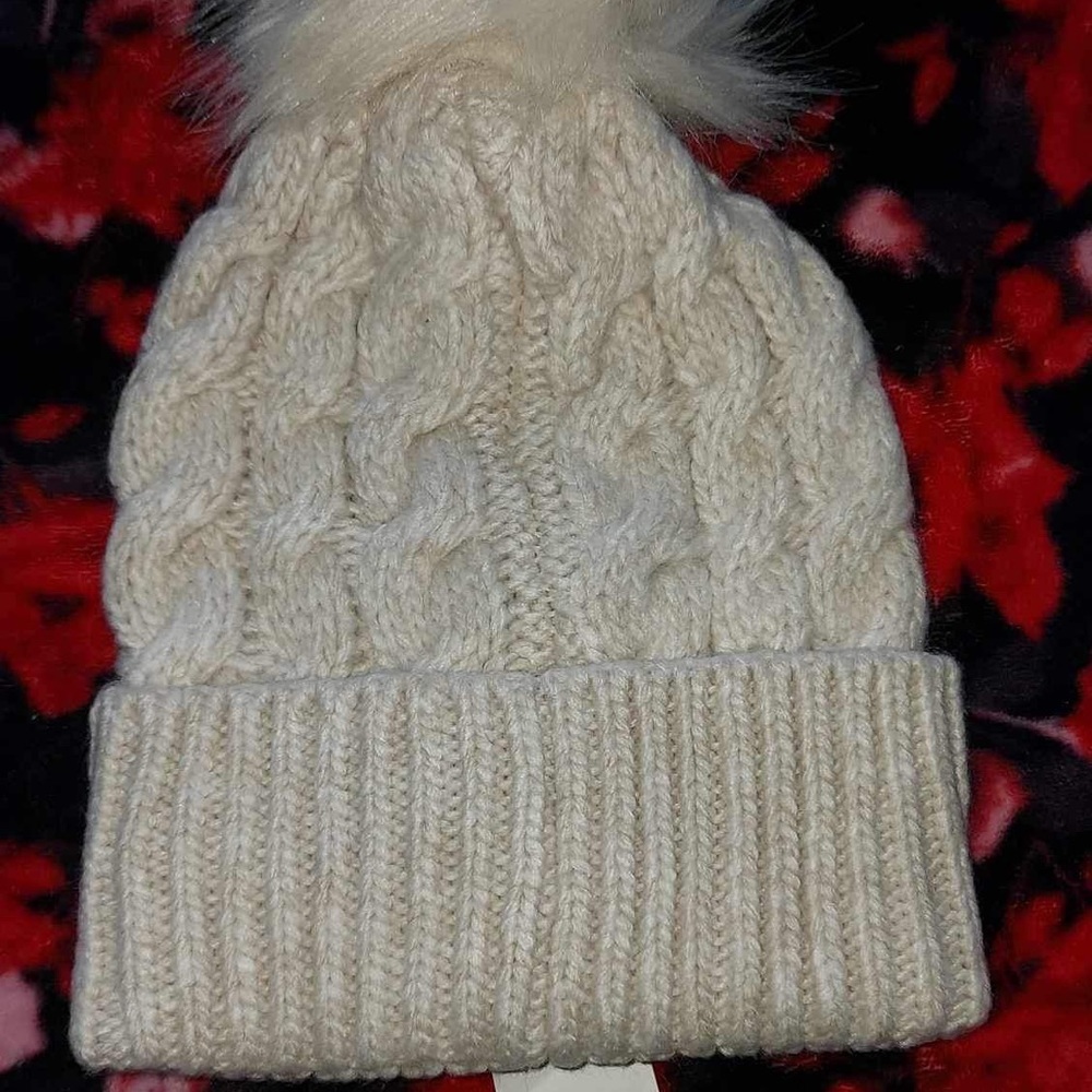 Abercrombie and Fitch Beanie NWT - Picture 5 of 7
